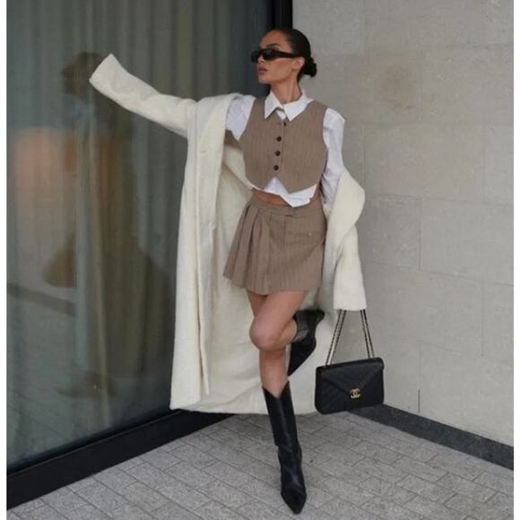 Zara Tan Brown Pinstriped Box Pleated Mini Skirt with Pocket Size XL - Picture 1 of 12